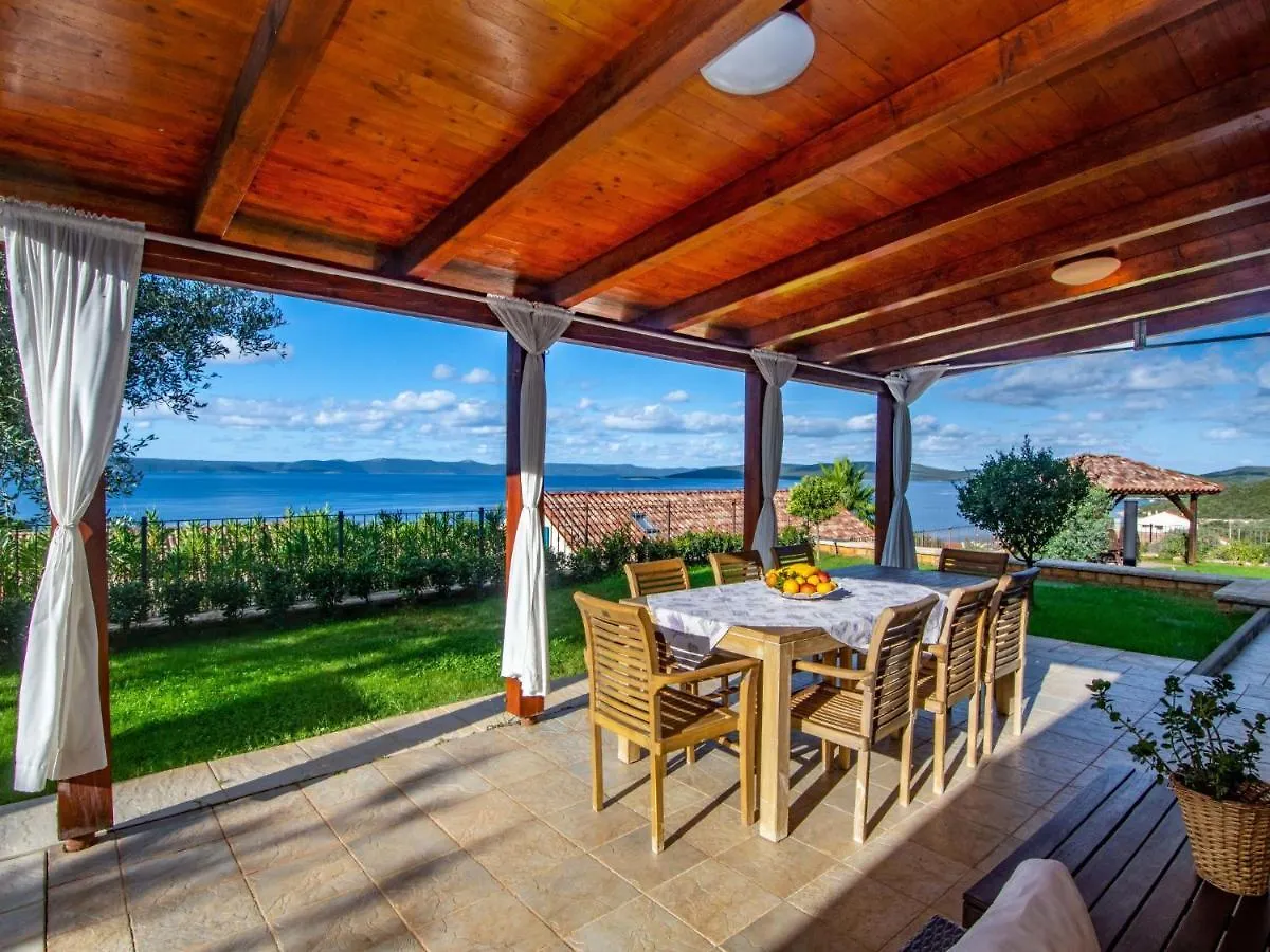 Holiday Home Villa Bugenvila By Interhome Ugljan