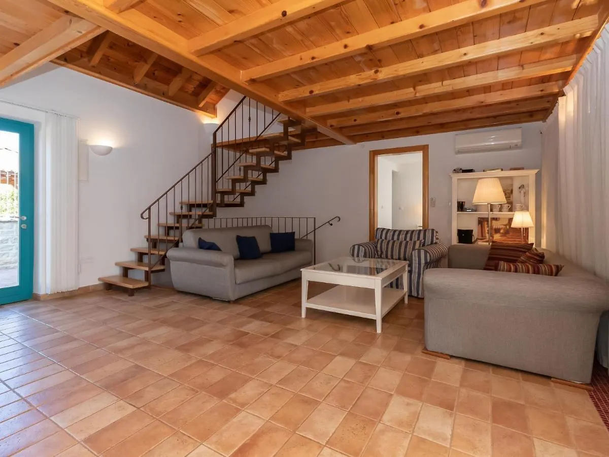 Holiday Home Villa Bugenvila By Interhome Ugljan